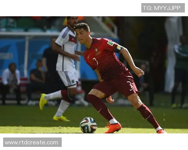 足球明星在沙滩上的精彩瞬间合集美图欣赏 足球明星在沙滩上的精彩瞬间合集美图欣赏